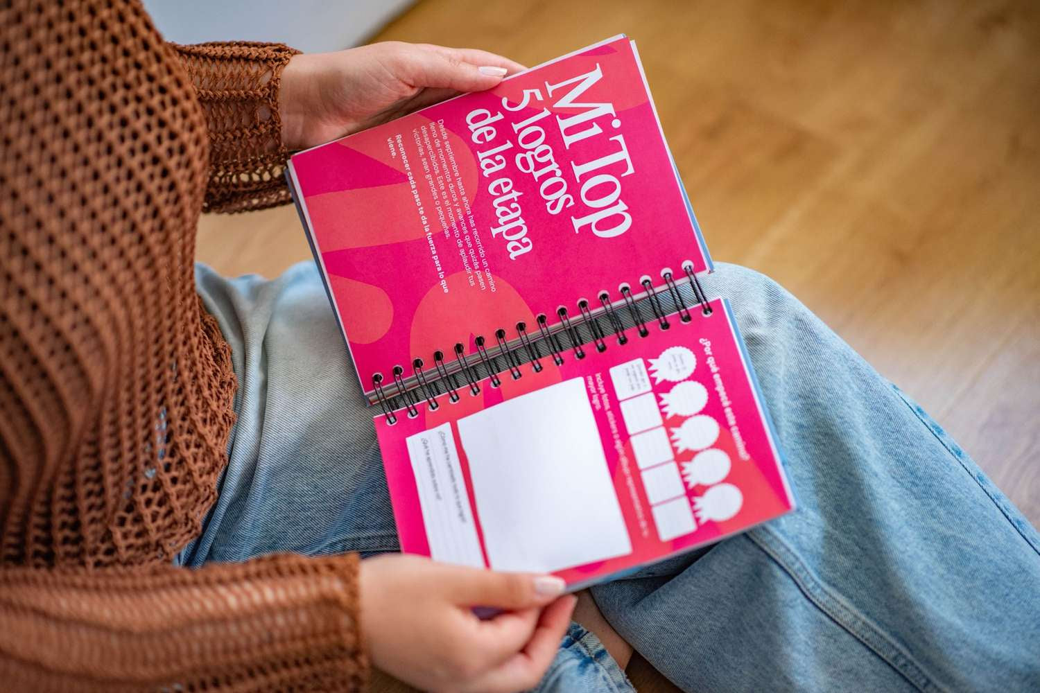Agenda para Opositores 2025 2026, pensada exclusivamente para poder mantener un proceso organizado. 100% pensada para cada opocompi, y producido en España.
