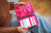 Agenda para Opositores 2025 2026, pensada exclusivamente para poder mantener un proceso organizado. 100% pensada para cada opocompi, y producido en España.